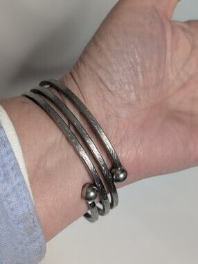 Silver Tone Spiral Etched Coil Bracelet Bangle Retro BOHO Hippie Futuristic